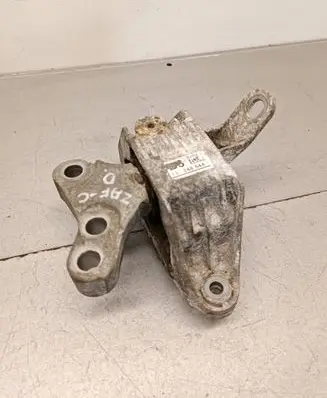 Opel Zafira C Engine mount bracket 13248544