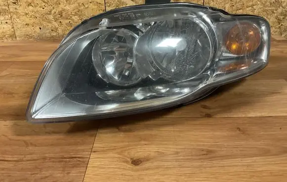 Audi A4 S4 B7 8E 8H Headlight/headlamp 8E0941003AJ 0301219201