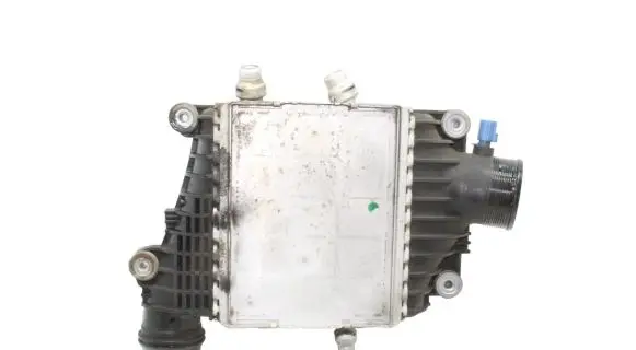 Jaguar XE Intercooler radiator GX736K775AB