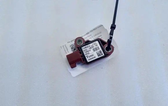 Land Rover Discovery 3 - LR3 Airbag deployment crash/impact sensor 5H2Z14B345BA