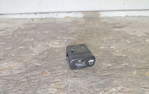 Mercedes-Benz Sprinter W906 Headlight level height control switch 0005445931 32200103