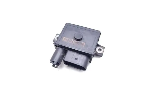 BMW 3 E90 E91 Glow plug pre-heat relay 7798000 0522120102 779800005