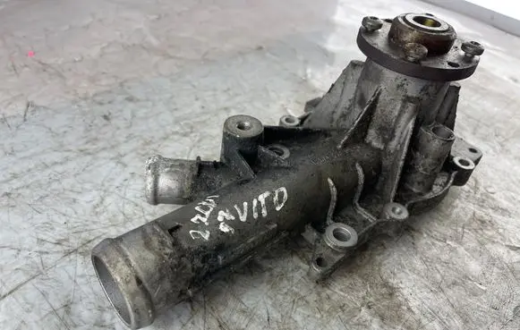 Mercedes-Benz Vito Viano W639 Water pump 6462010310
