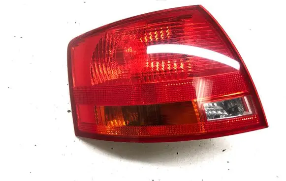 Audi A4 S4 B7 8E 8H Rear/tail lights 8E9945095E 484001 748001