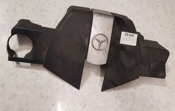 Mercedes-Benz C W203 Engine cover (trim) A1120100467