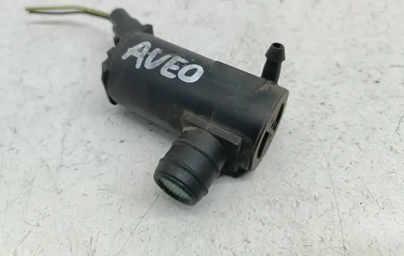 Chevrolet Aveo Windscreen/windshield washer pump 8J06