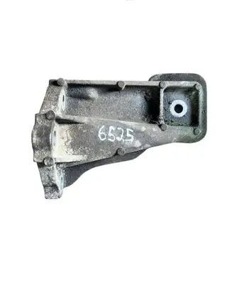 Land Rover Range Rover Sport L320 Engine mounting bracket AH226061BA