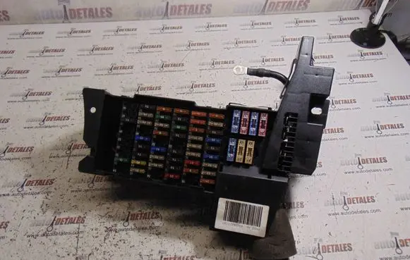 Mercedes-Benz A W169 Fuse module A1695451740