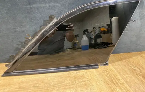 Land Rover Range Rover Velar Side middle window/glass LR125998 43R00007