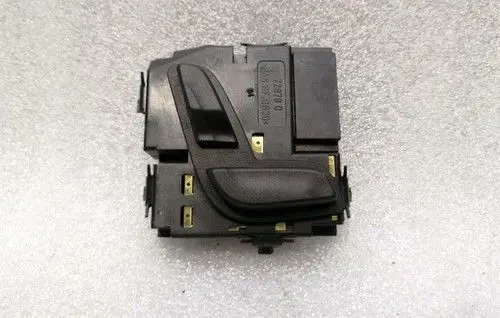 Mercedes-Benz C W204 Seat control switch A2048701758