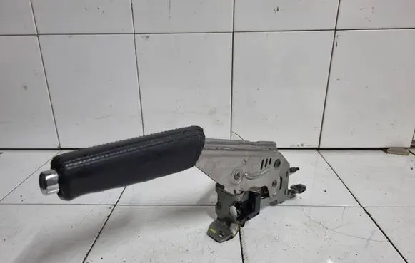 Skoda Octavia Mk2 (1Z) Handbrake/parking brake lever assembly 1Z1711303A