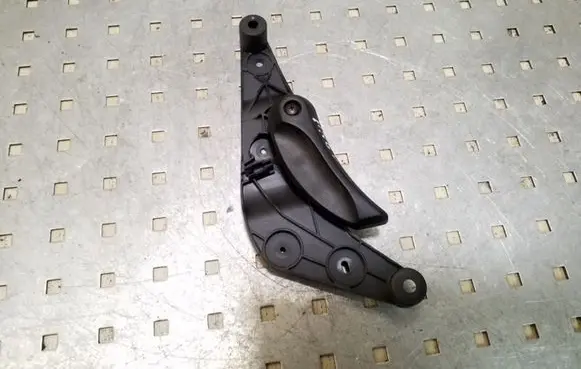 Engine bonnet (hood) release handle