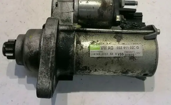 Volkswagen Scirocco Starter motor 02Z911023G