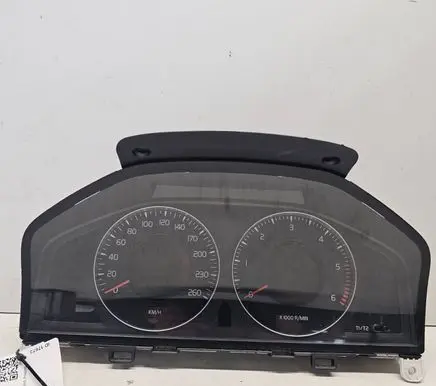 Volvo V70 Speedometer (instrument cluster) 31254535AA