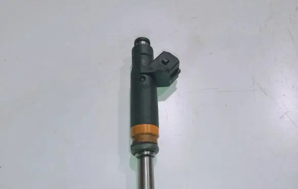 BMW 7 E65 E66 Fuel injector 7506924 2051B11983