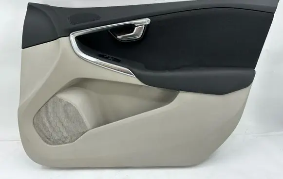 Volvo V40 Front door card panel trim 1319933