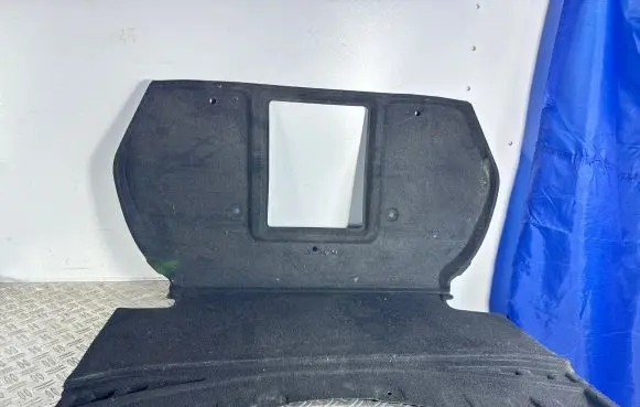Lexus RC Second row seats 6471724150