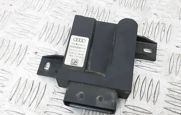 Audi A8 S8 D4 4H Fuel injection pump control unit/module 4H0906093E 121011300103
