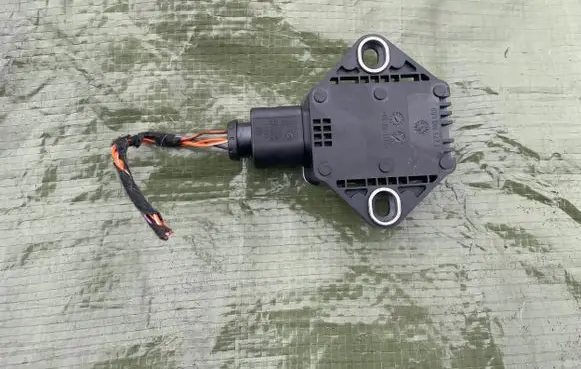 Audi A4 S4 B8 8K ESP acceleration yaw rate sensor 8K0907637A 0265005667 TOBI311