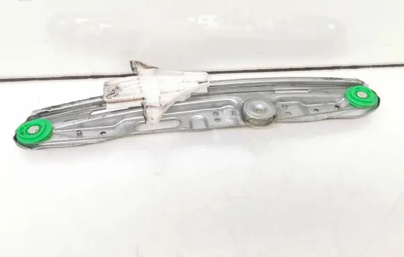 Opel Vectra C Rear window lifting mechanism without motor 24451521LH 990093104