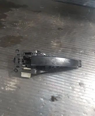 Opel Zafira B Front door exterior handle
