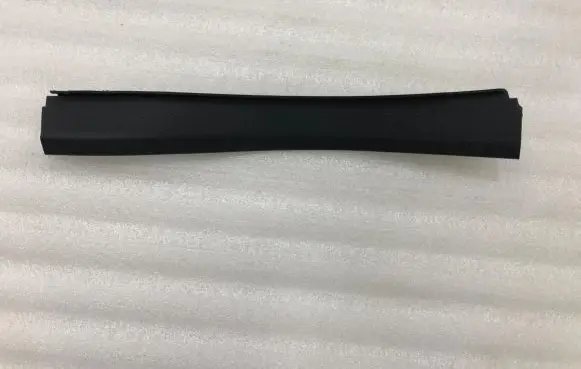 Volkswagen Touran III Other sill/pillar trim element 5TA868223