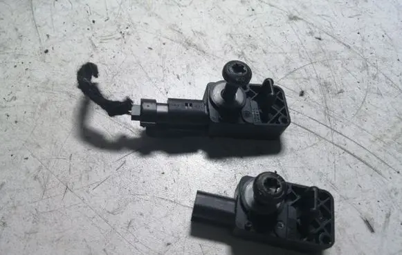 Opel Insignia A Airbag deployment crash/impact sensor 13502341