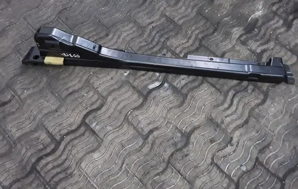 Volkswagen Sharan Sliding door bottom rail 7N0843852F