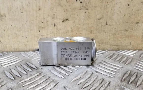 Audi A6 C7 Air conditioning (A/C) expansion valve 4G0820181A