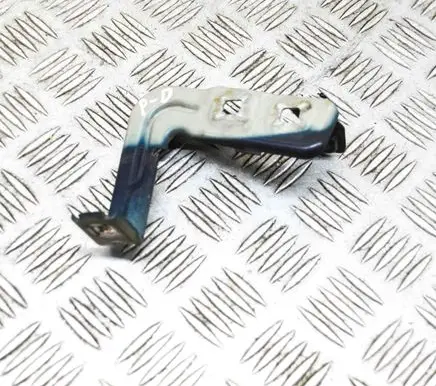 BMW 1 F20 F21 Fender mounting bracket