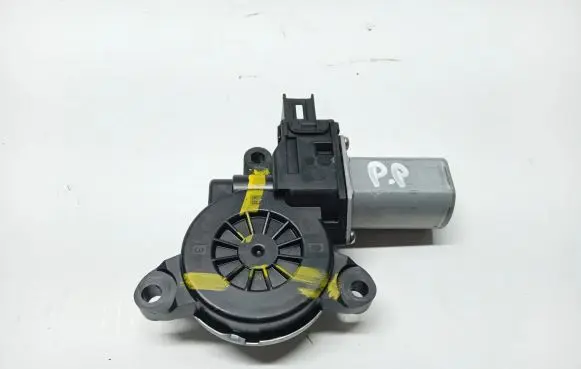 Mazda 3 III Front door window regulator with motor BHN9-5858X
