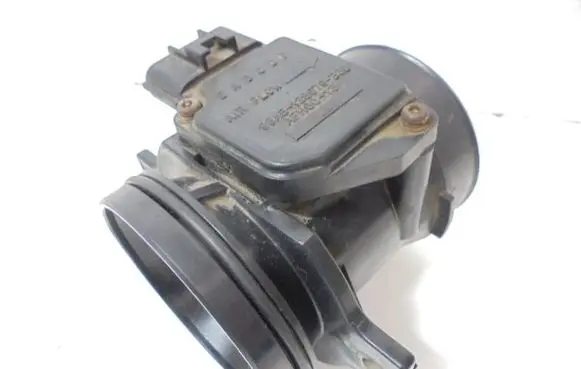 Ford Focus Mass air flow meter 98AB12B579B3