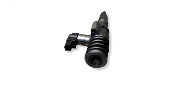Volkswagen PASSAT B6 Fuel injector 03G130073S