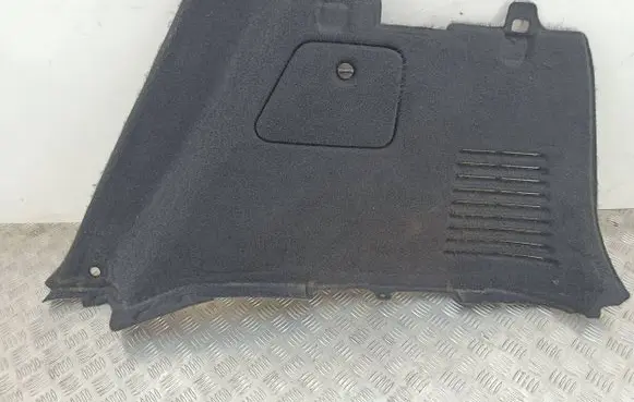 Trunk/boot lower side trim panel