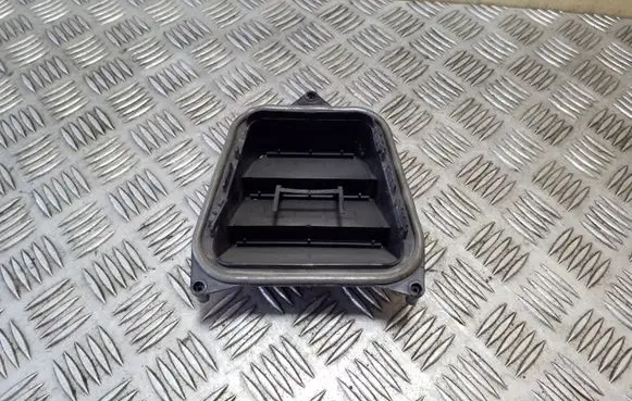 Peugeot Boxer Quarter panel pressure vent 