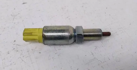 Clutch pedal sensor