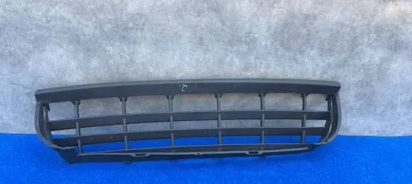 Volkswagen Crafter Front bumper lower grill 2E0807835A