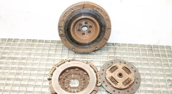 Ford Fiesta Clutch set kit CM5G6375LB