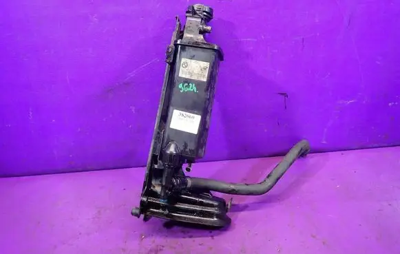 BMW 3 E46 Coolant expansion tank/reservoir 7787526