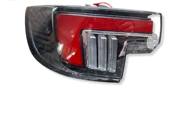 Opel Mokka B Rear/tail lights S27635183 9833721880