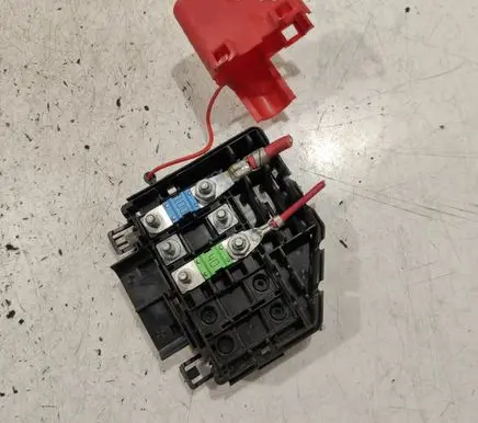 Mercedes-Benz ML W164 Fuse module A1645400050