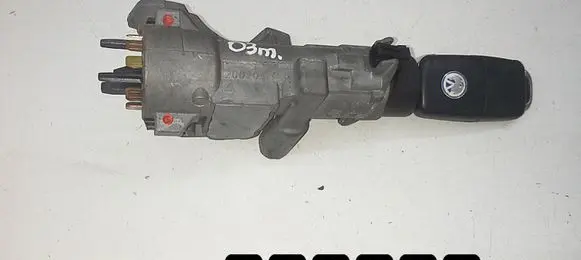 Volkswagen PASSAT B5.5 Ignition lock 4b0905851b