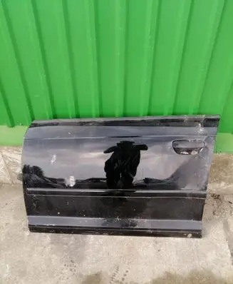 Audi A3 S3 8P Front door