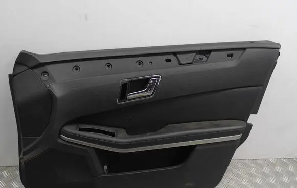 Mercedes-Benz E W212 Front door card panel trim JC1697352