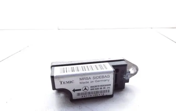 Mercedes-Benz E W210 Airbag deployment crash/impact sensor 0008209926