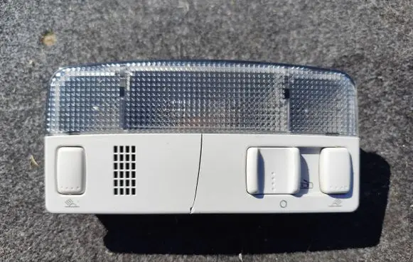 Volkswagen PASSAT B5.5 Front seat light 3B0947105C 3B0947105