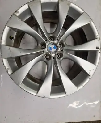 BMW X5 E70 R20 alloy rim 8037350