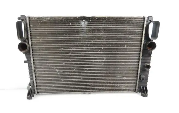 Mercedes-Benz E AMG W211 Coolant radiator A211500202