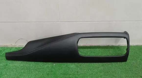 Nissan Qashqai J12 Dashboard trim 68211-6UU0A