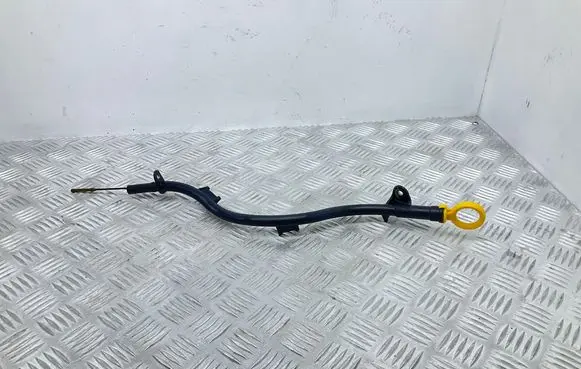 Audi A3 S3 8V Oil level dip stick 04L103634 04L115611F